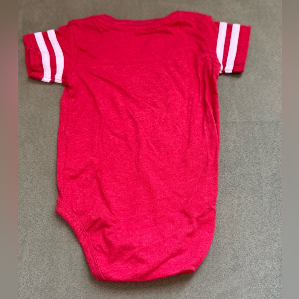 Universal Studios Red Thing 2 Kids One Piece18 mo Gently used - Picture 2 of 3